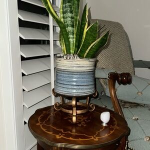 - gold metal Round Footed Plant Stand   Indoor